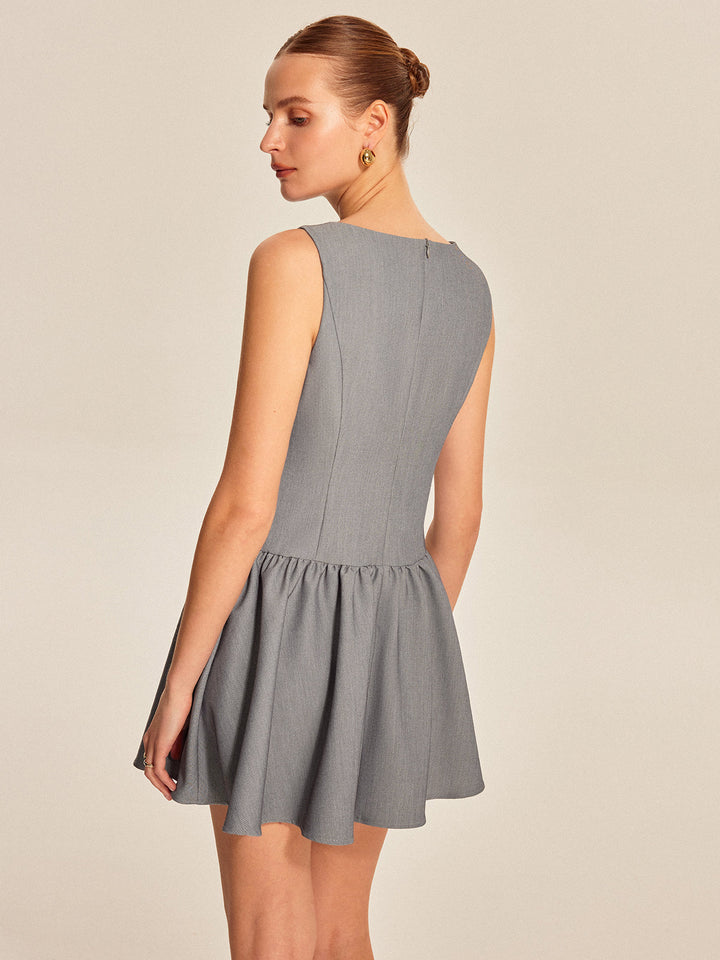 Önü Düğmeli Pileli Kolsuz Elbise