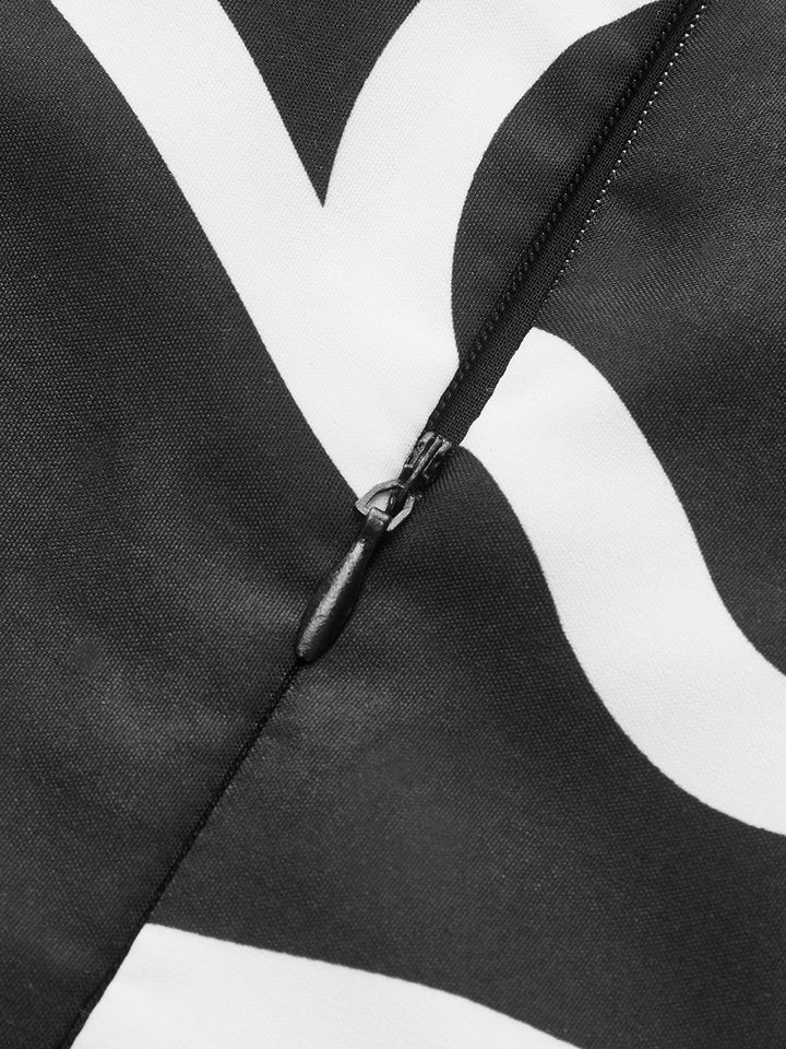 Soyut Çizgi Desenli Kare Askılı Elbise