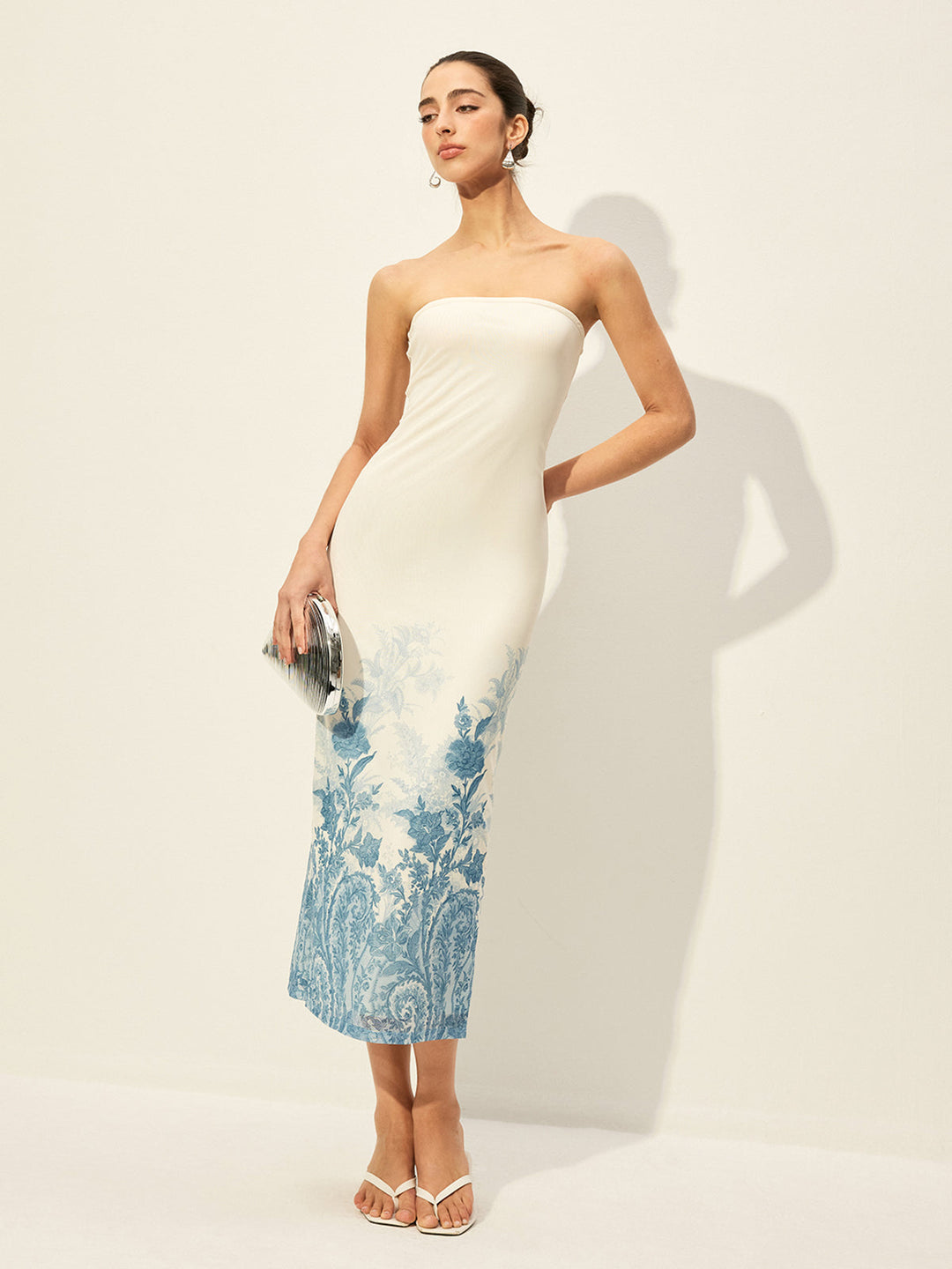 Çiçek Desenli Etek Ucu Askısız File Elbise