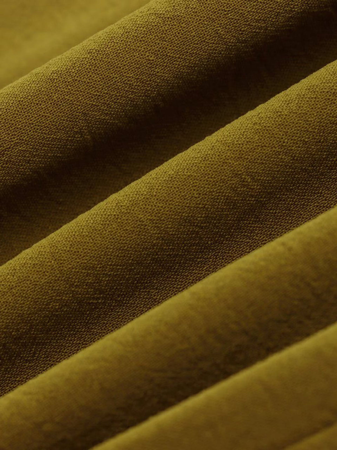 Metal Detay Büzgülü Bel Kolsuz Bölünmüş Elbise