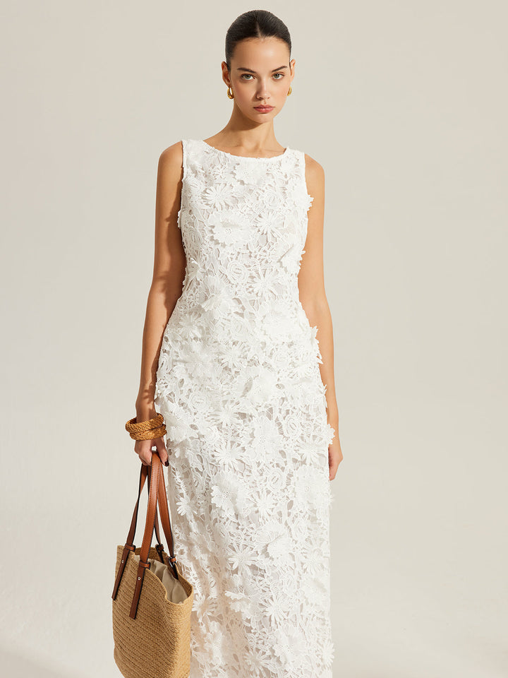 Çiçek İşlemeli Kolsuz Dantel Üst