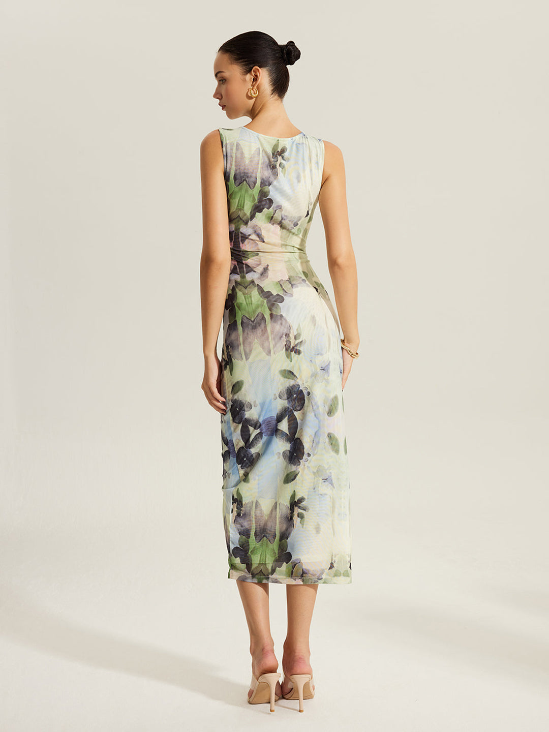 Çiçek Desenli Kolsuz File Elbise