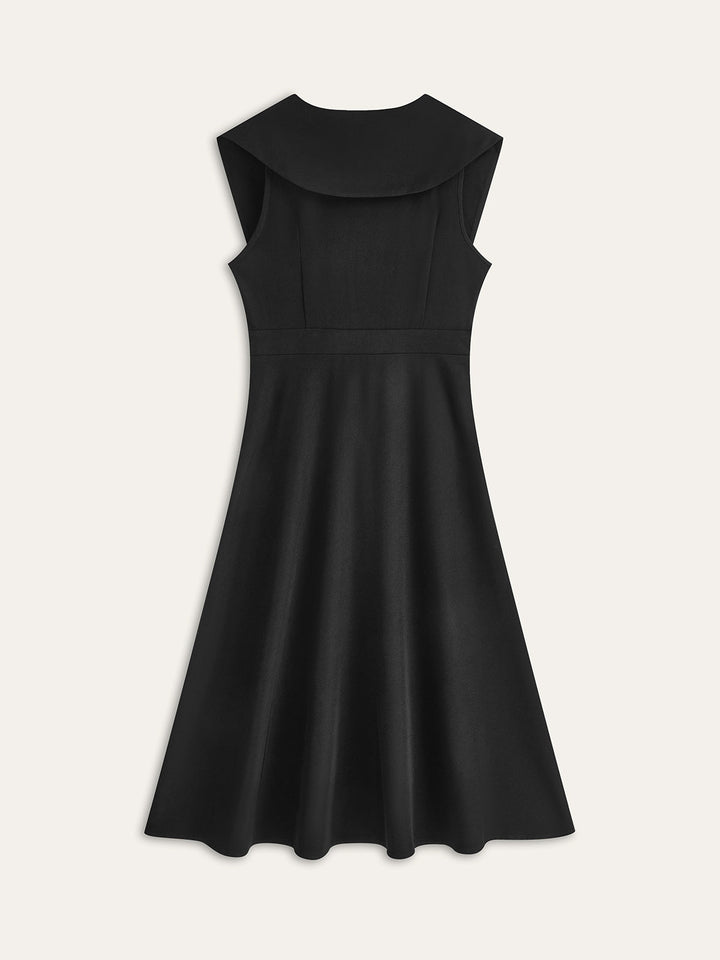 Geniş Yaka Düğmeli Pileli Elbise