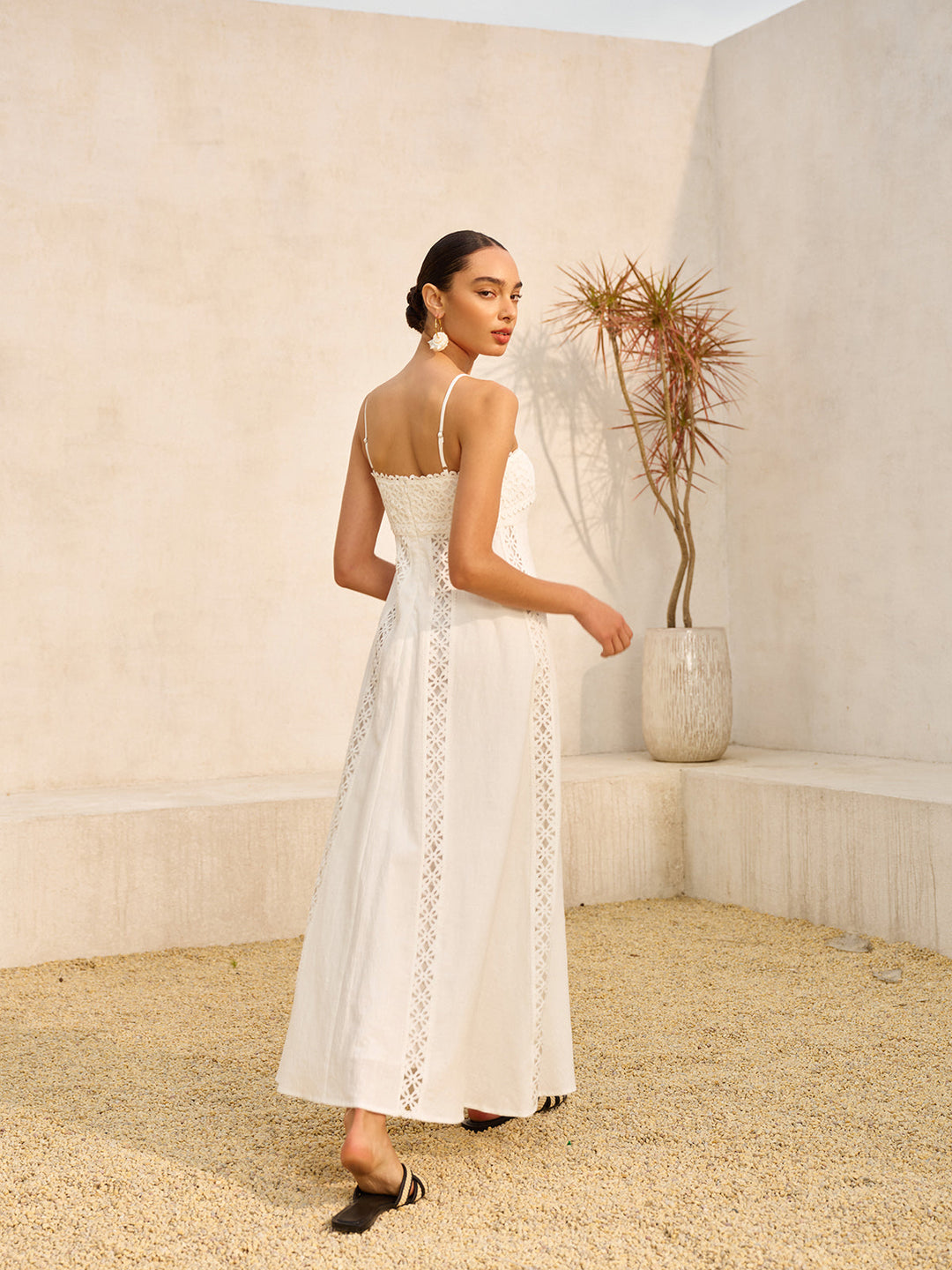 Dantel Kenarlı Pamuklu Askılı Elbise