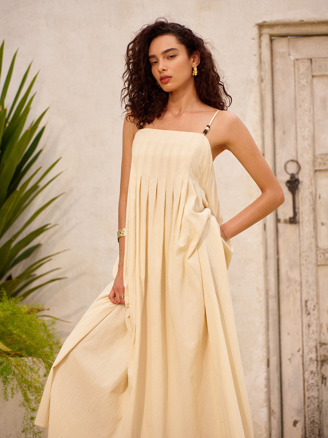 Büyük Cepli Elbise