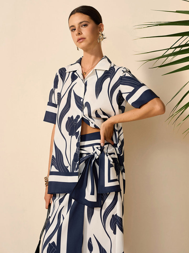 Çiçek Desenli Yarı Şeffaf Düğmeli Gömlek