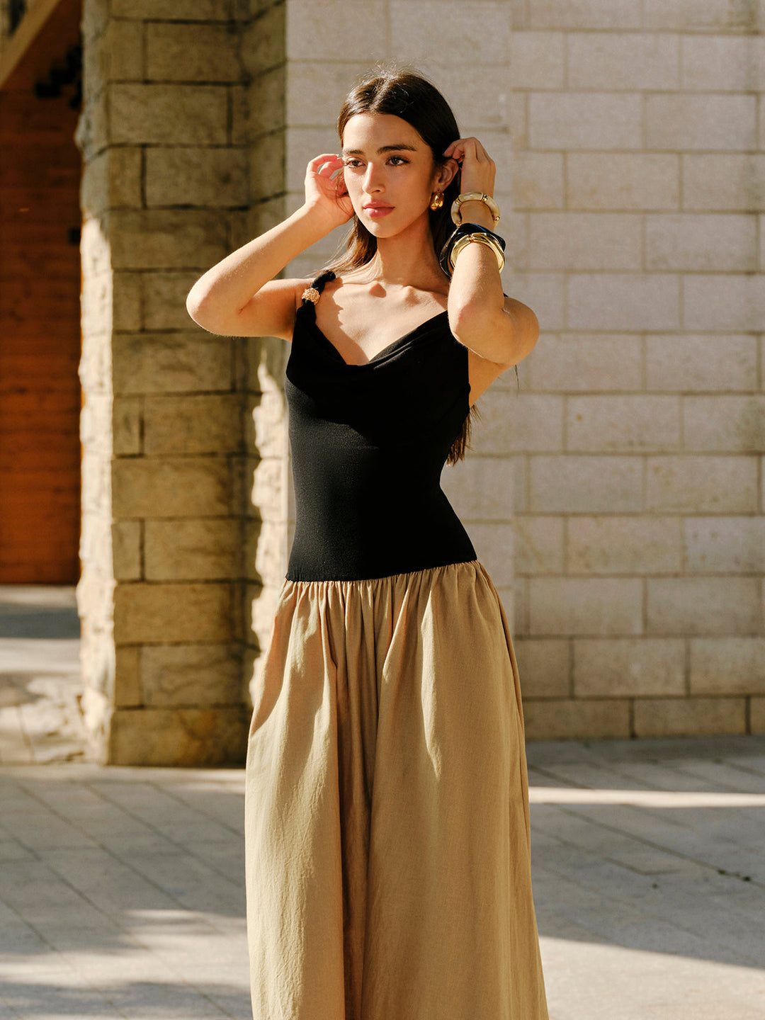 Keten Ve Pamuk Panel Kapşonlu Yaka Metal Detaylı Kolsuz Elbise