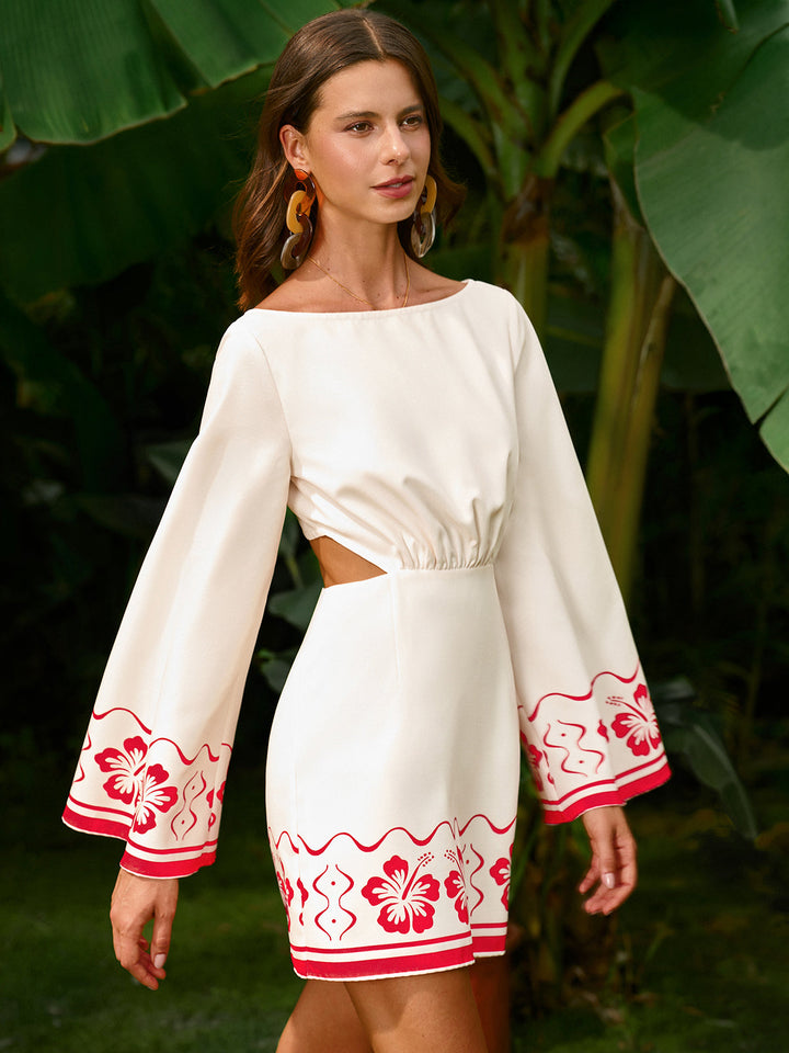 Çiçek İşlemeli Sırtı Açık Bağcıklı Elbise