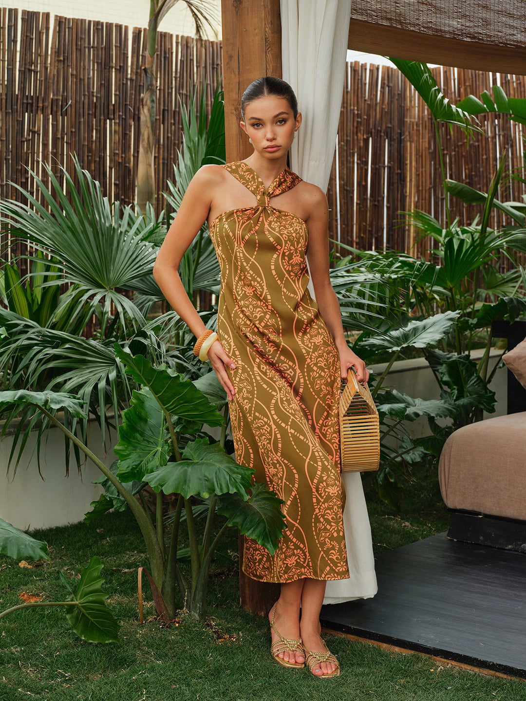 Saten Askılı Yaka Elbise