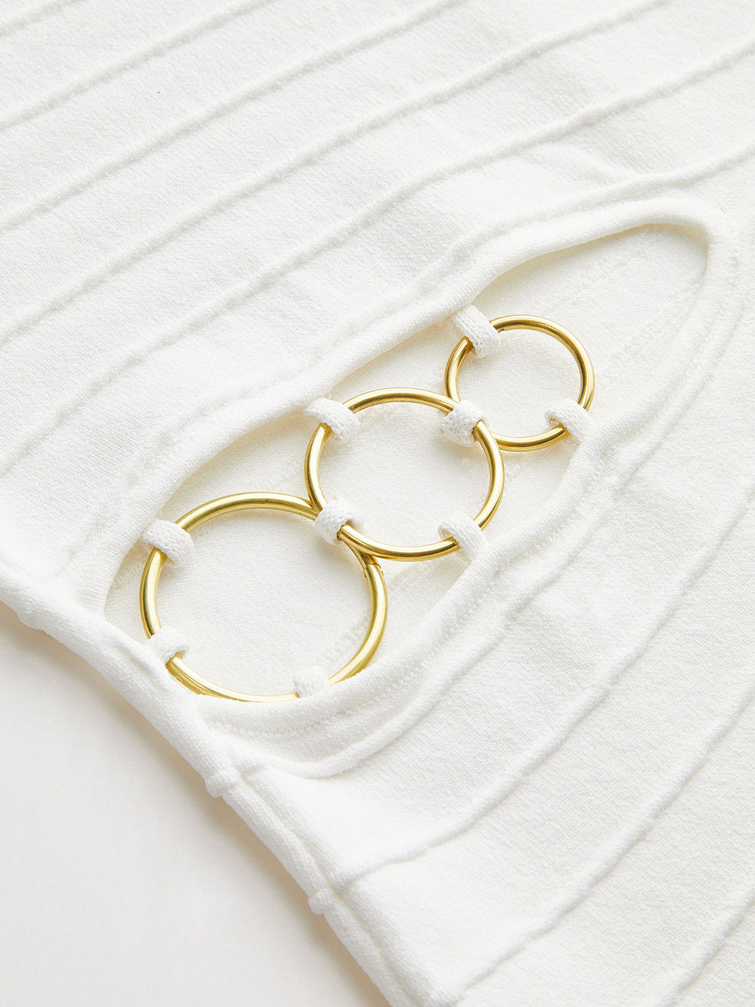 Kesik Zincir Detaylı Örgü Elbise