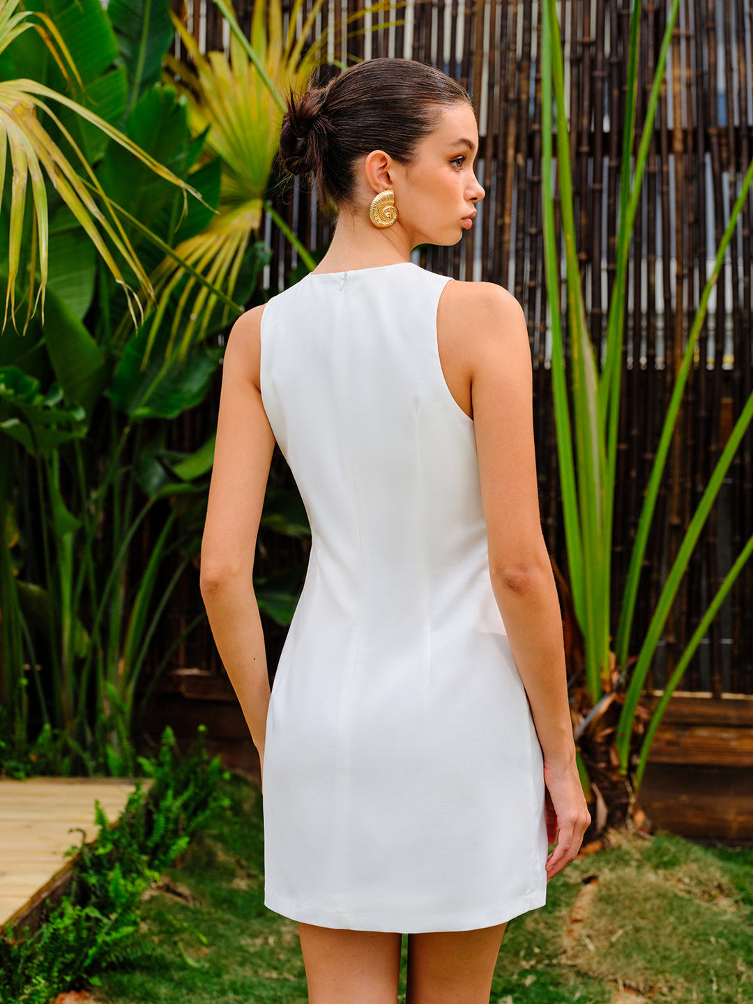 Çiçek Desenli Kolsuz Elbise