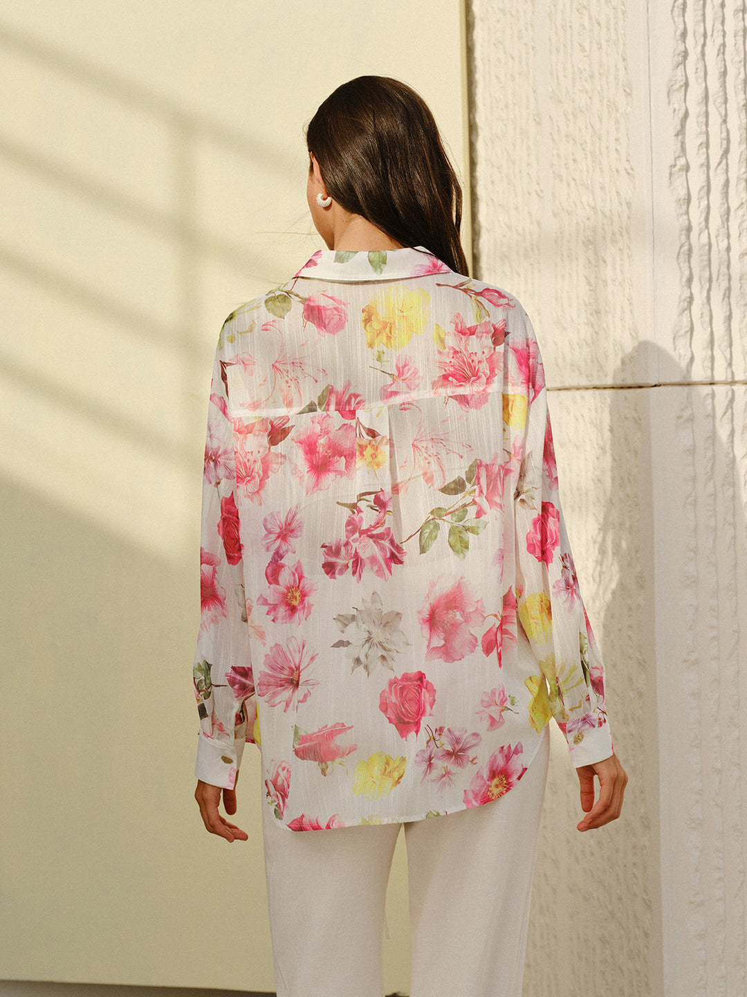 Çiçek Desenli Uzun Kollu Düğmeli Gömlek