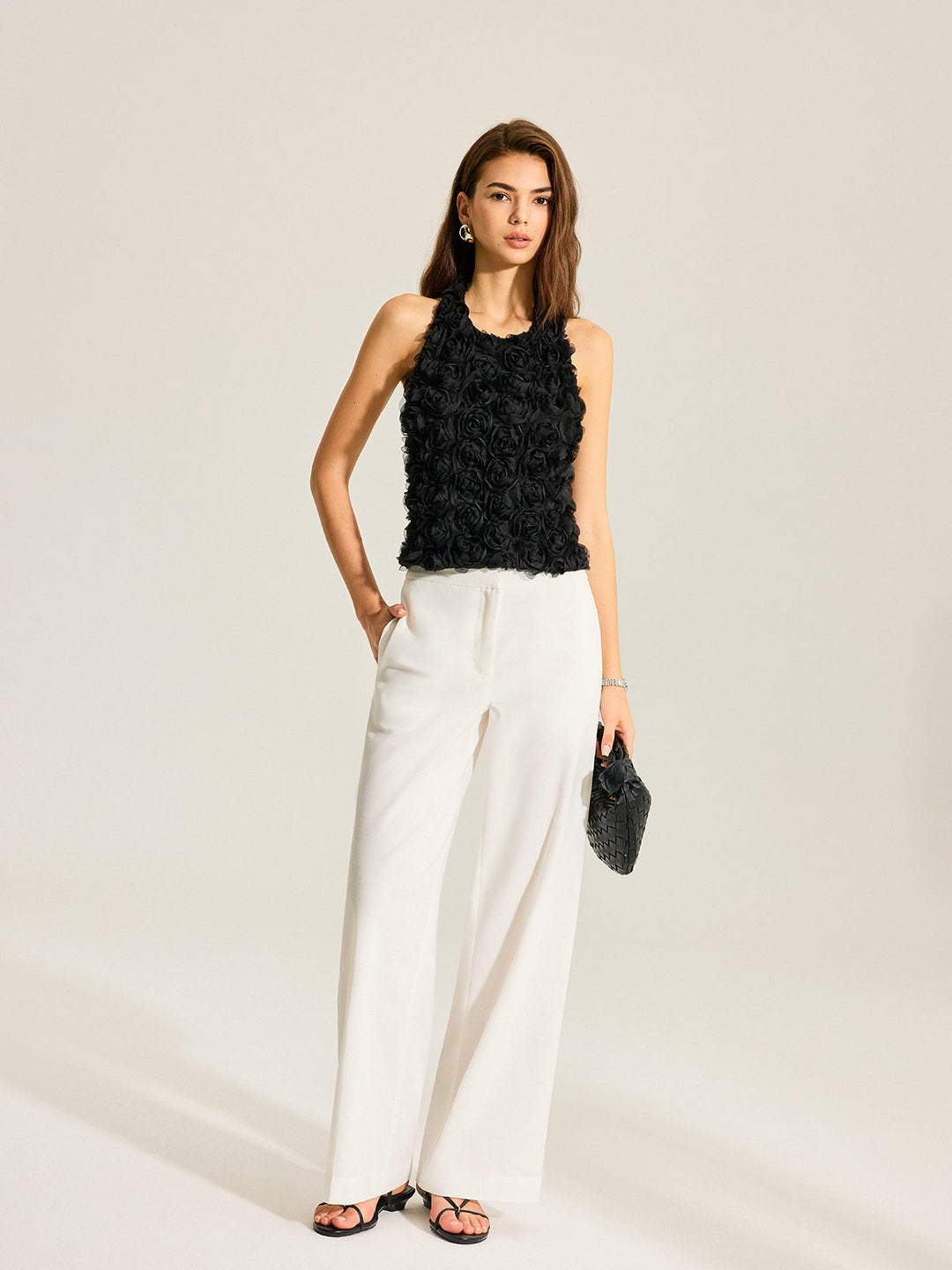 3D Çiçekli Sırtı Açık Fiyonk Askılı Üst