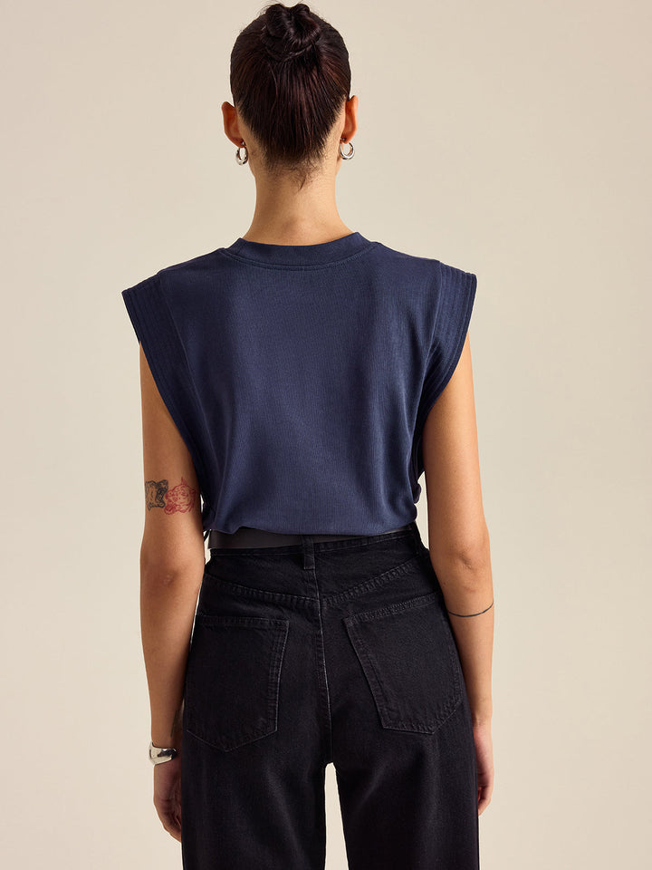 Düz Pileli Kolsuz Üst