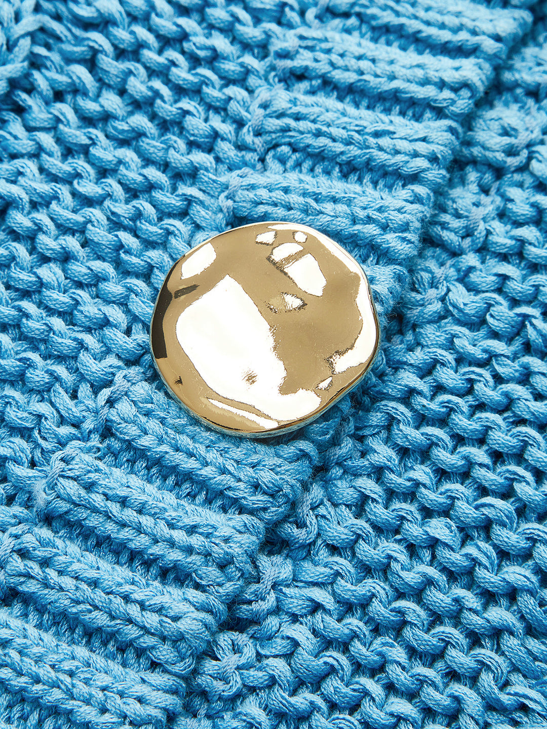 Kablo Örgülü Kolsuz Düğmeli Yelek