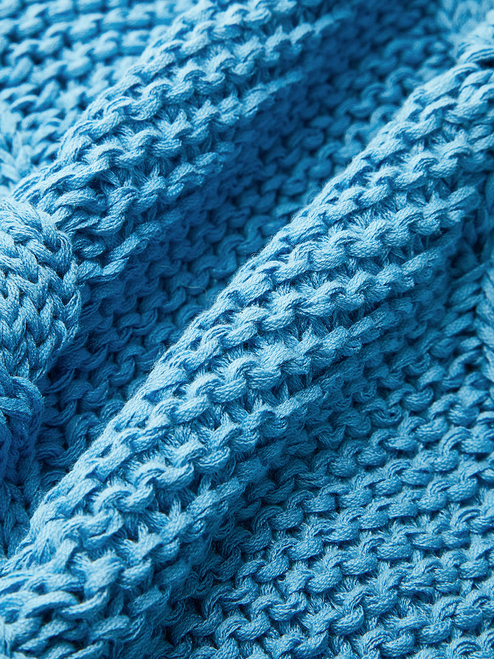 Kablo Örgülü Kolsuz Düğmeli Yelek