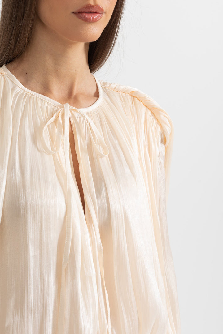 Fırfırlı Uzun Kollu Dökümlü Siluetli Mini Elbise