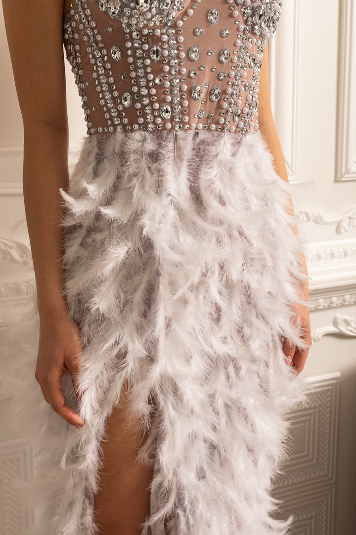 Lüks Tüy Süslemeli Payetli Straplez Elbise