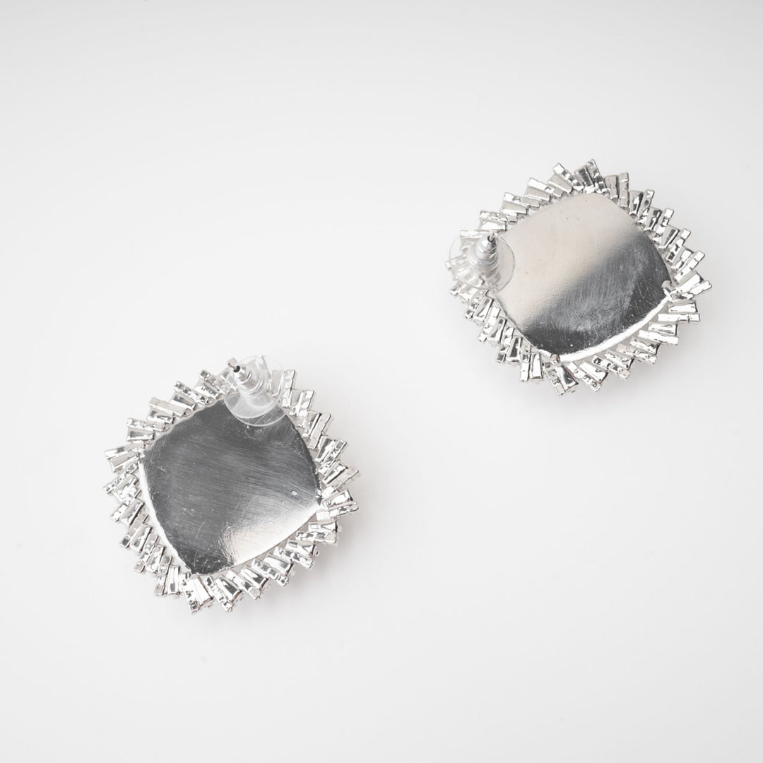 Marilyn Kristal Süslemeli Saplama Küpe