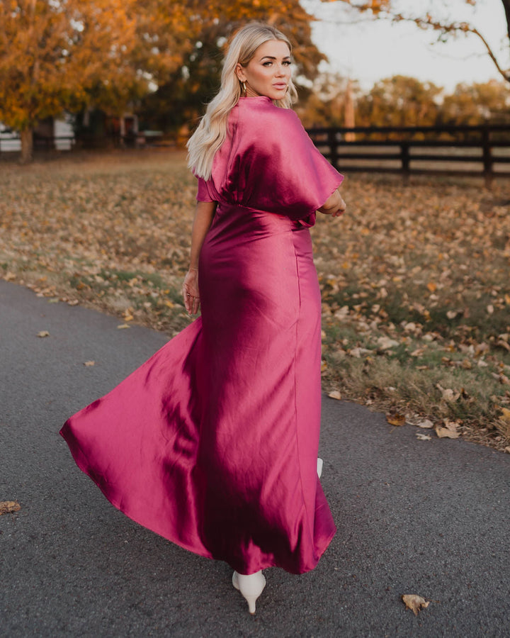 Theia Saten V Yaka Uzun Elbise