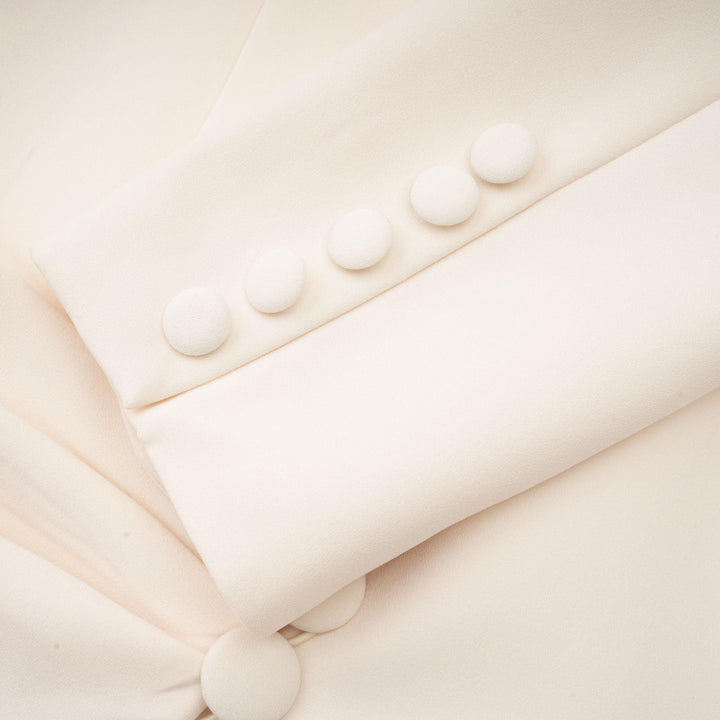 Opulent Grace İşlemeli Krem Blazer Elbise