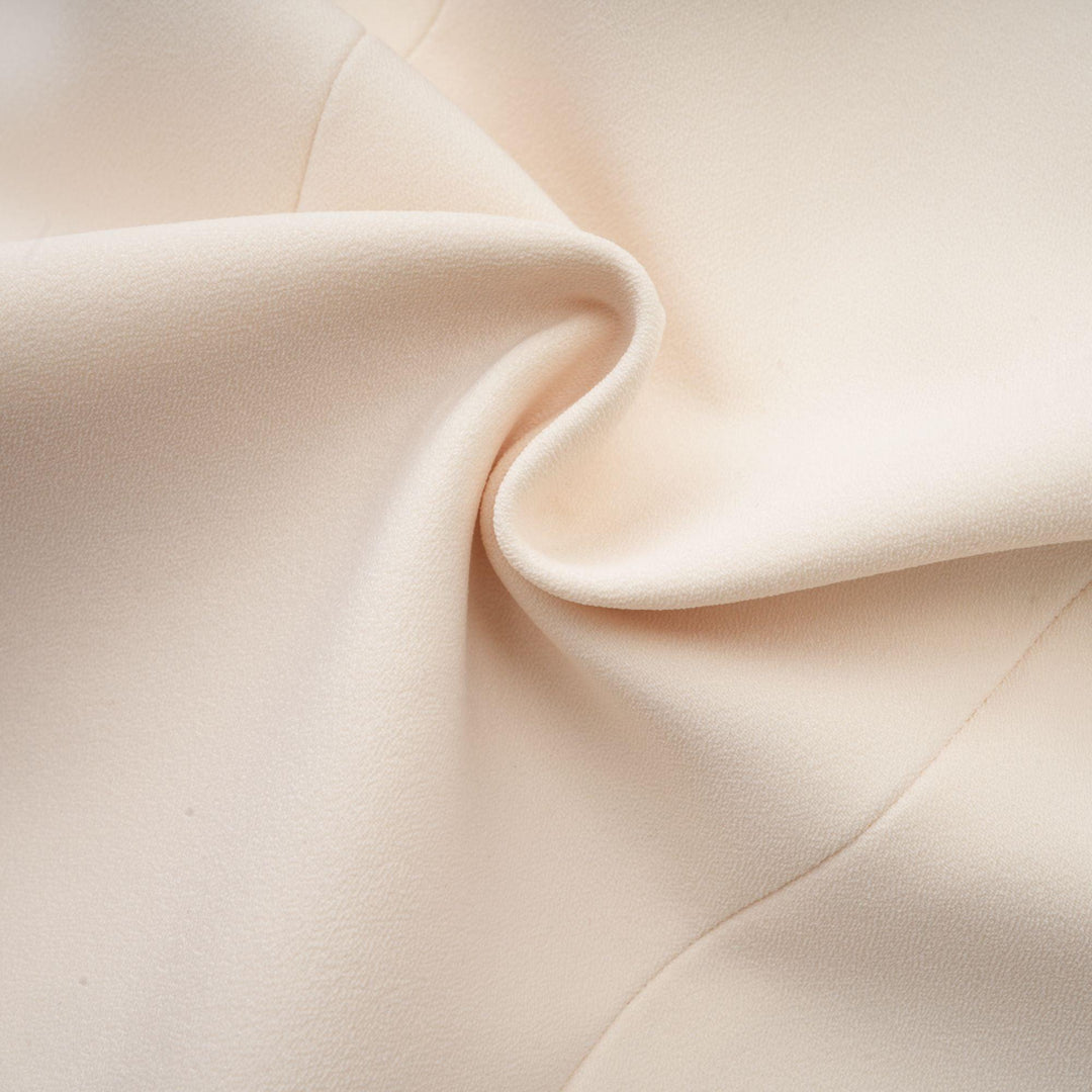 Opulent Grace İşlemeli Krem Blazer Elbise