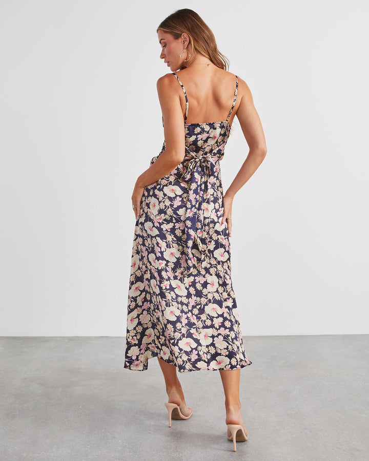 Sadece Git Onunla Saten Yırtmaçlı Midi Elbise