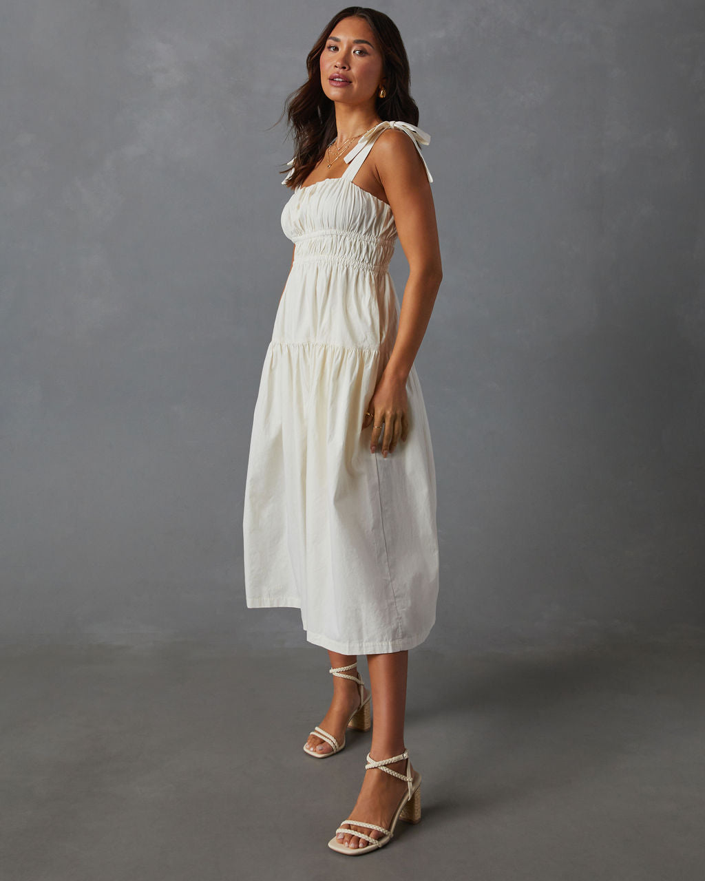 Briella Omuzdan Bağlamalı Katlı Midi Elbise