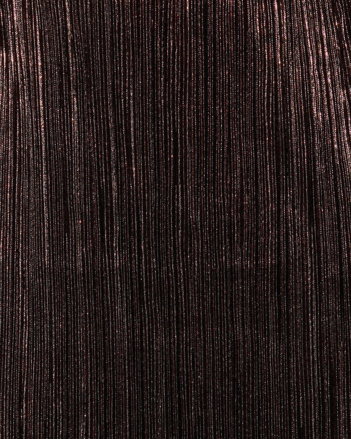 Lenae Düşük Omuz Metalik Plise Midi Elbise