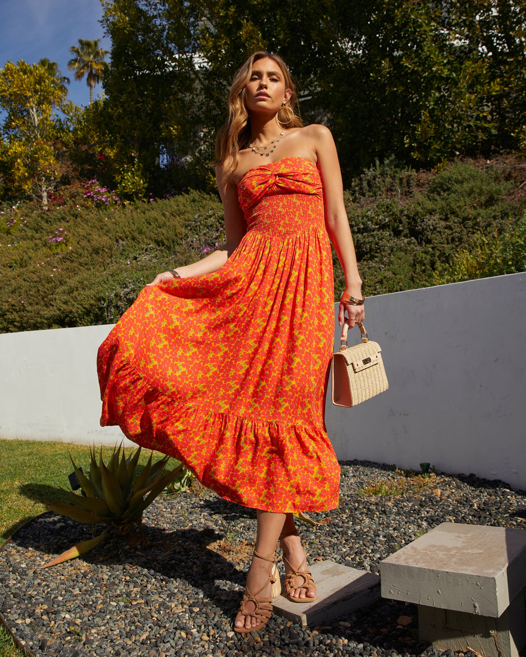 Lynelle Straplez Çiçek Büzgülü Midi Elbise