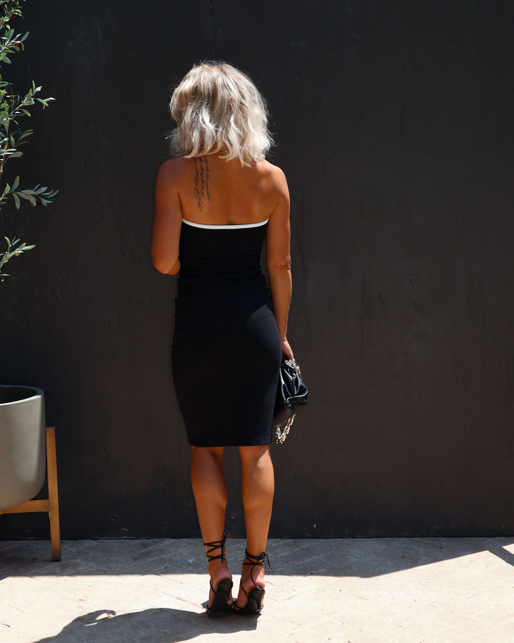 Modern Day Jackie Nervürlü Kesim Straplez Midi Elbise