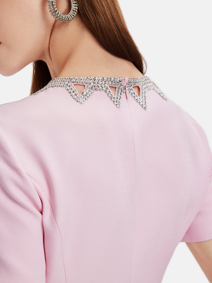 Yakası Taşlı Mini Elbise