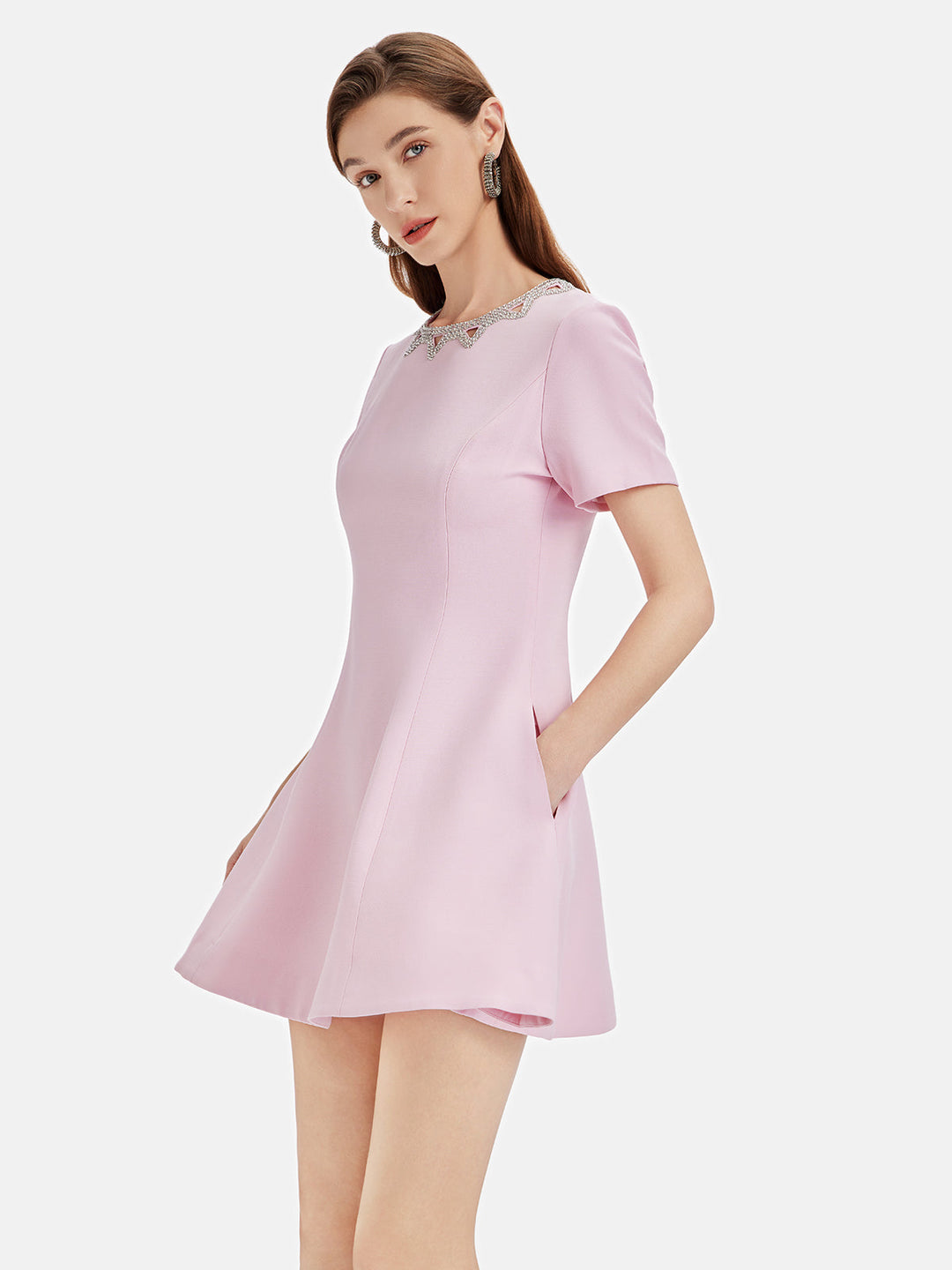 Yakası Taşlı Mini Elbise