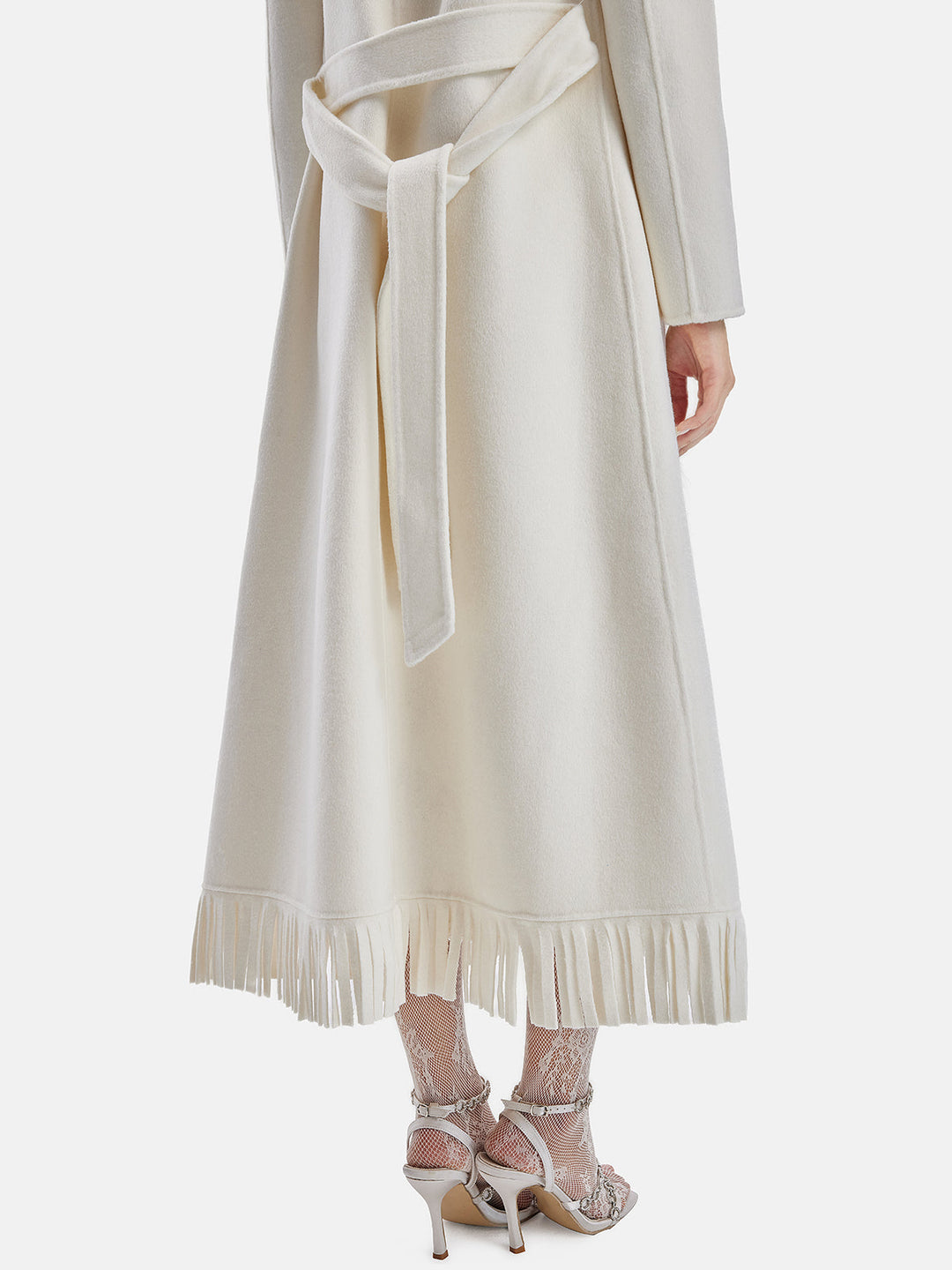 Tüylü Kenarlı Püsküllü Kaban