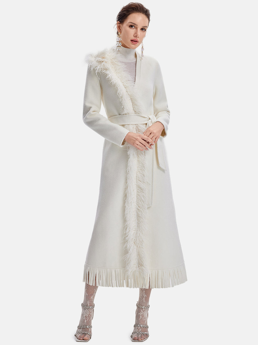 Tüylü Kenarlı Püsküllü Kaban