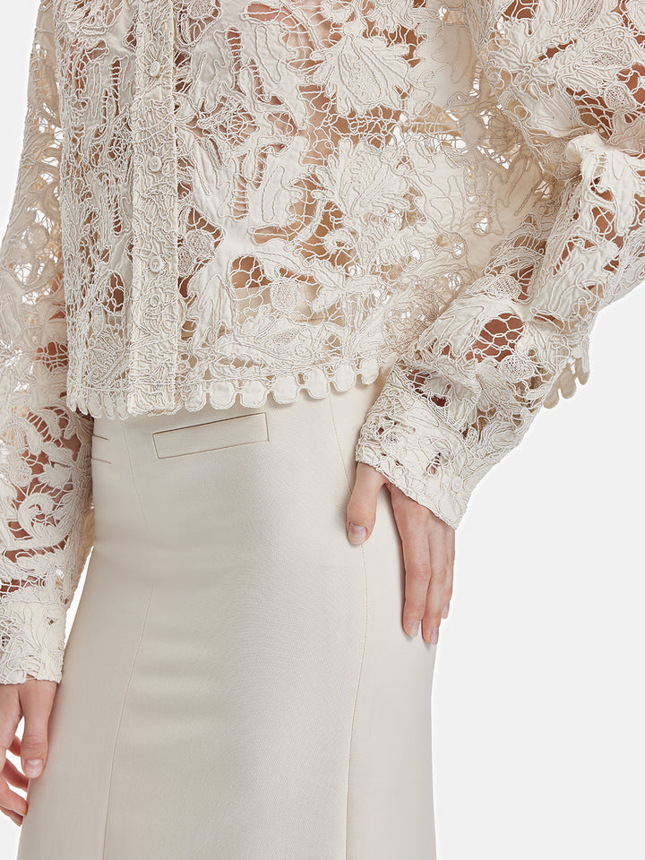 %100 Pamuk Kısa Kesim Dantel Bluz