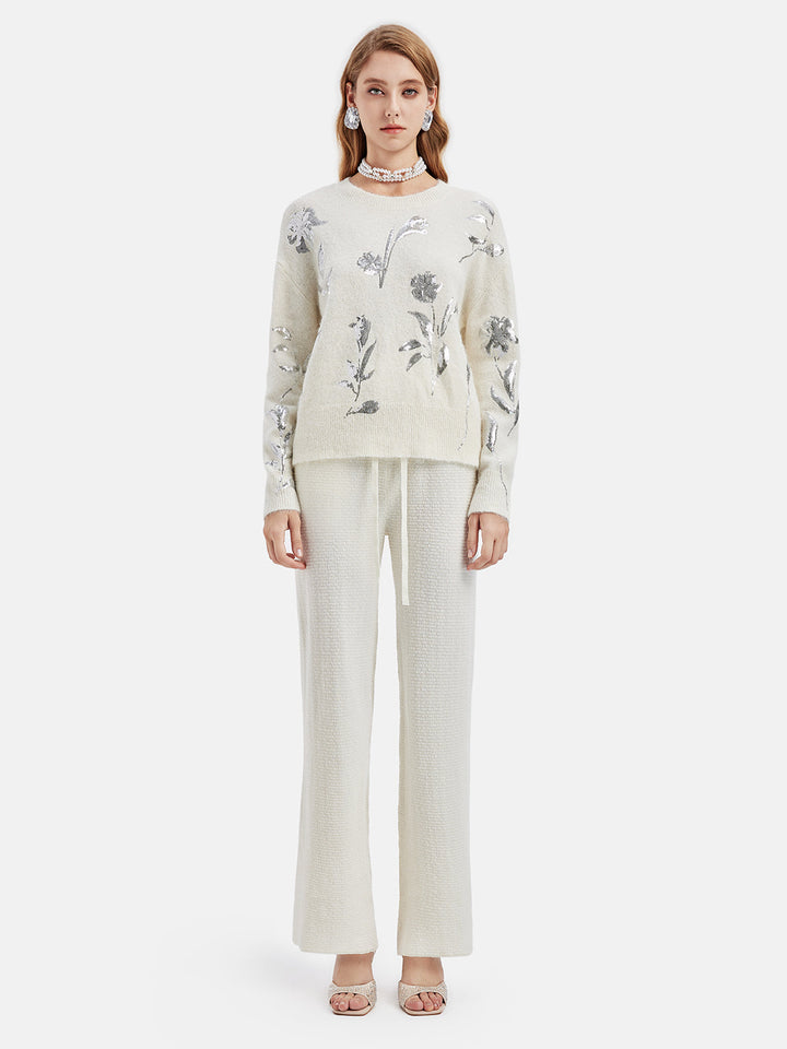 Gümüş Çiçek İşlemeli Triko Kazak