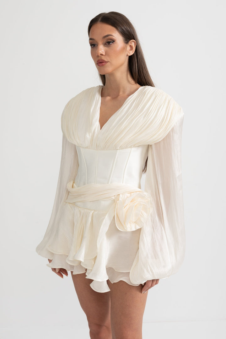 Korse Stili Gövdeli, Fırfır Etekli ve Kabarık Kollu Elbise