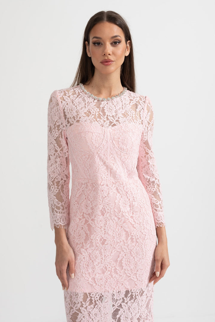 Eşleşen Bel Kemerli Zarif Uzun Kollu Dantel Elbise