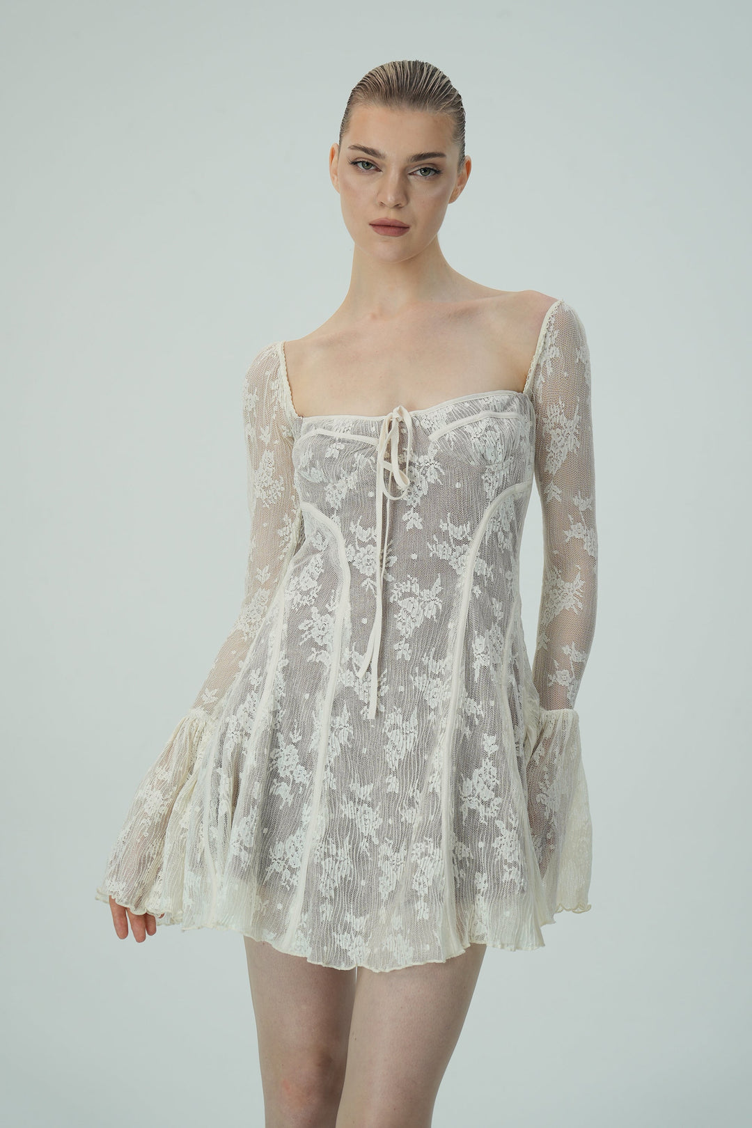 Dantel Çan Kollu Mini Elbise