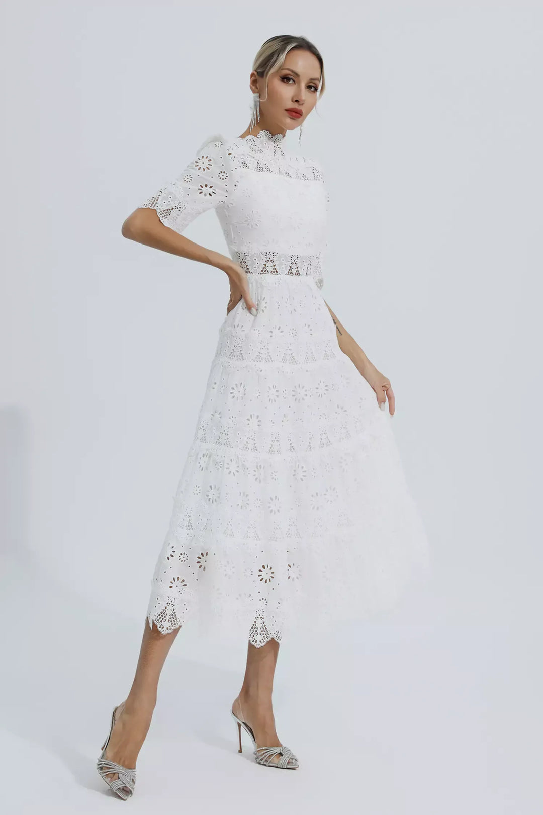 Kenna Beyaz İçi Boş Yarım Kol Midi Elbise