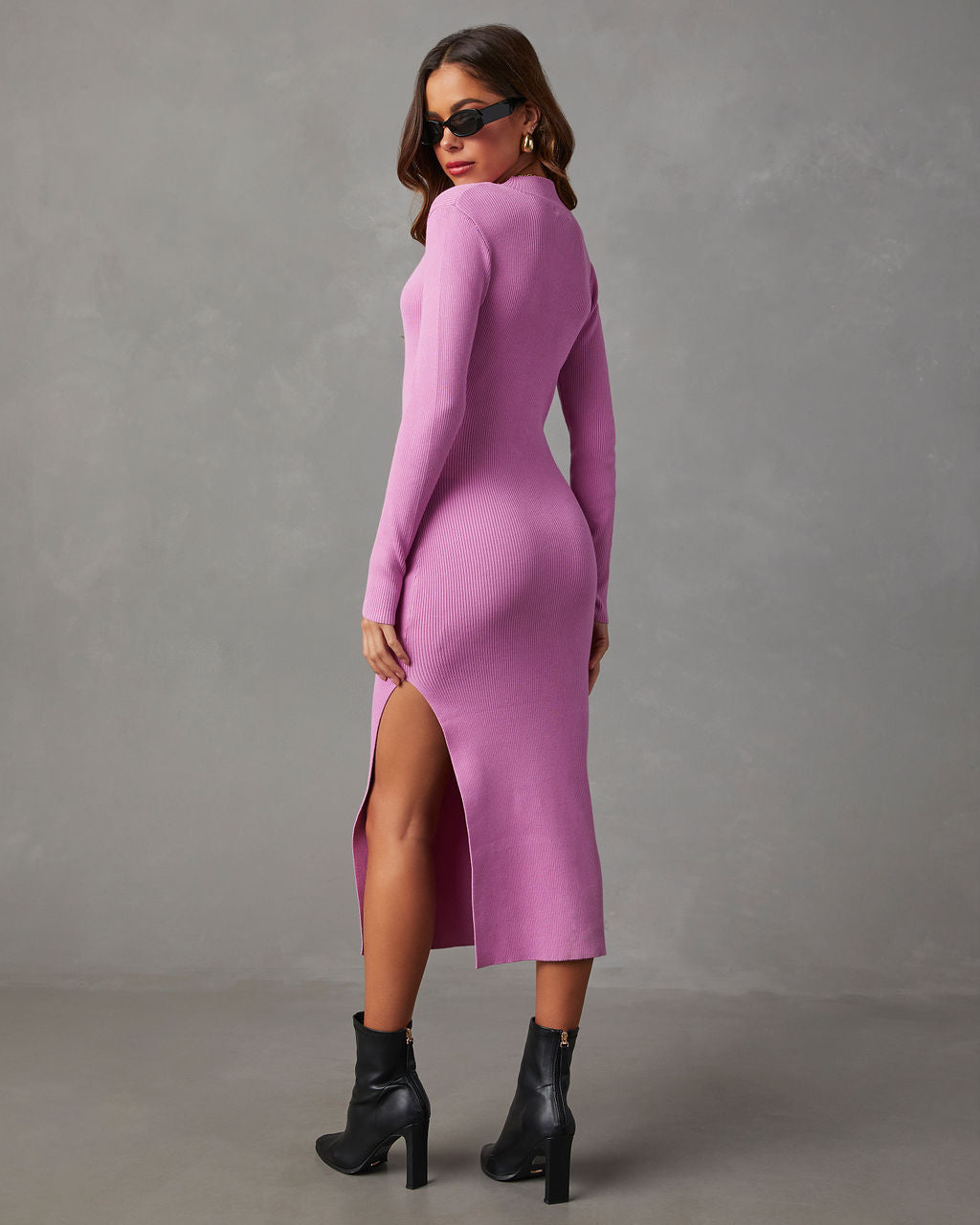 O Düşünceyi Tut Ribanalı Yarım Yaka Midi Elbise