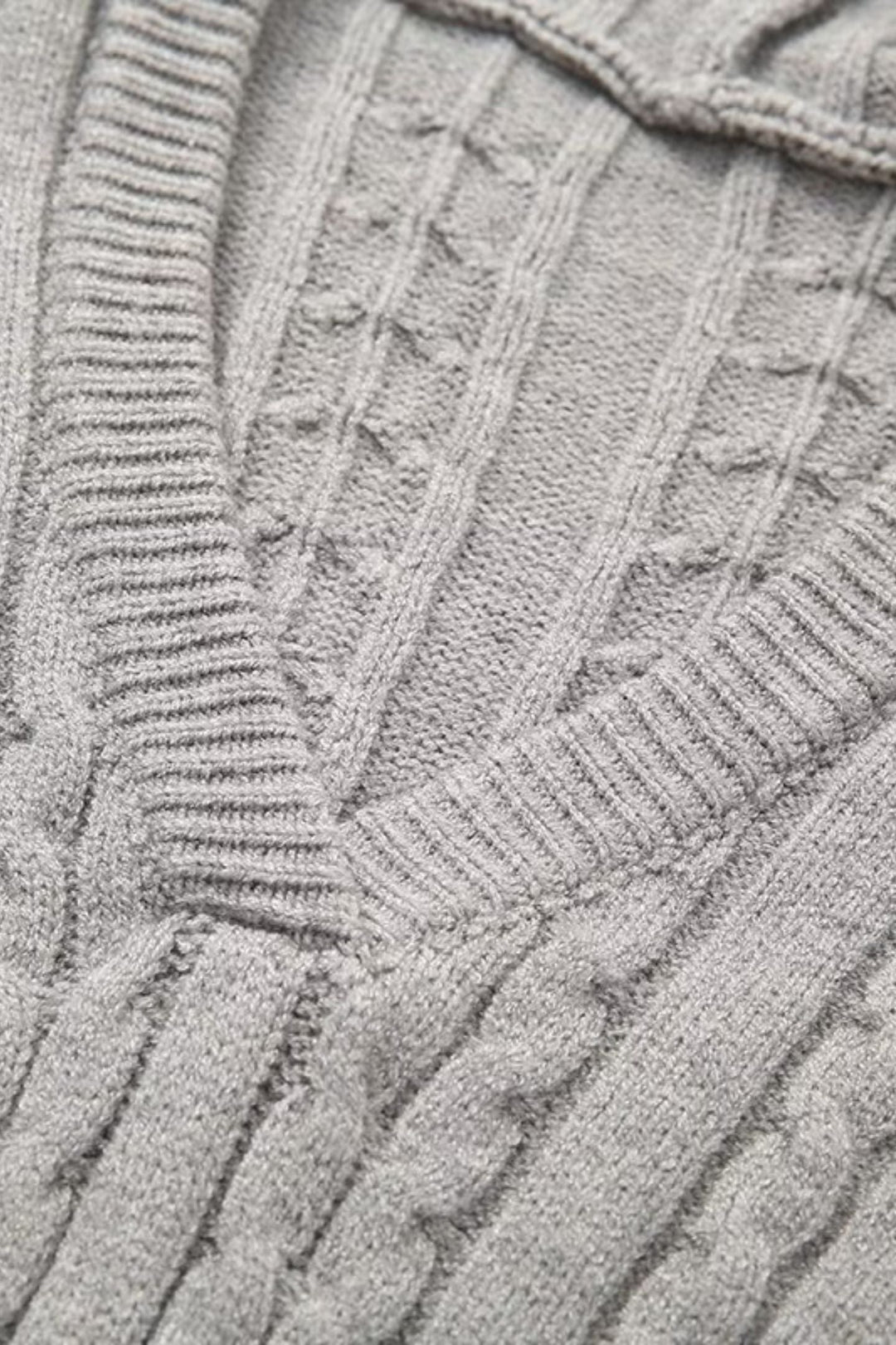 Erica Örgü Kapşonlu Ve Kısa Pantolon Takım