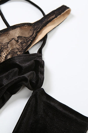 V Yaka Dantelli Kadife Eldiven Maxi Elbise