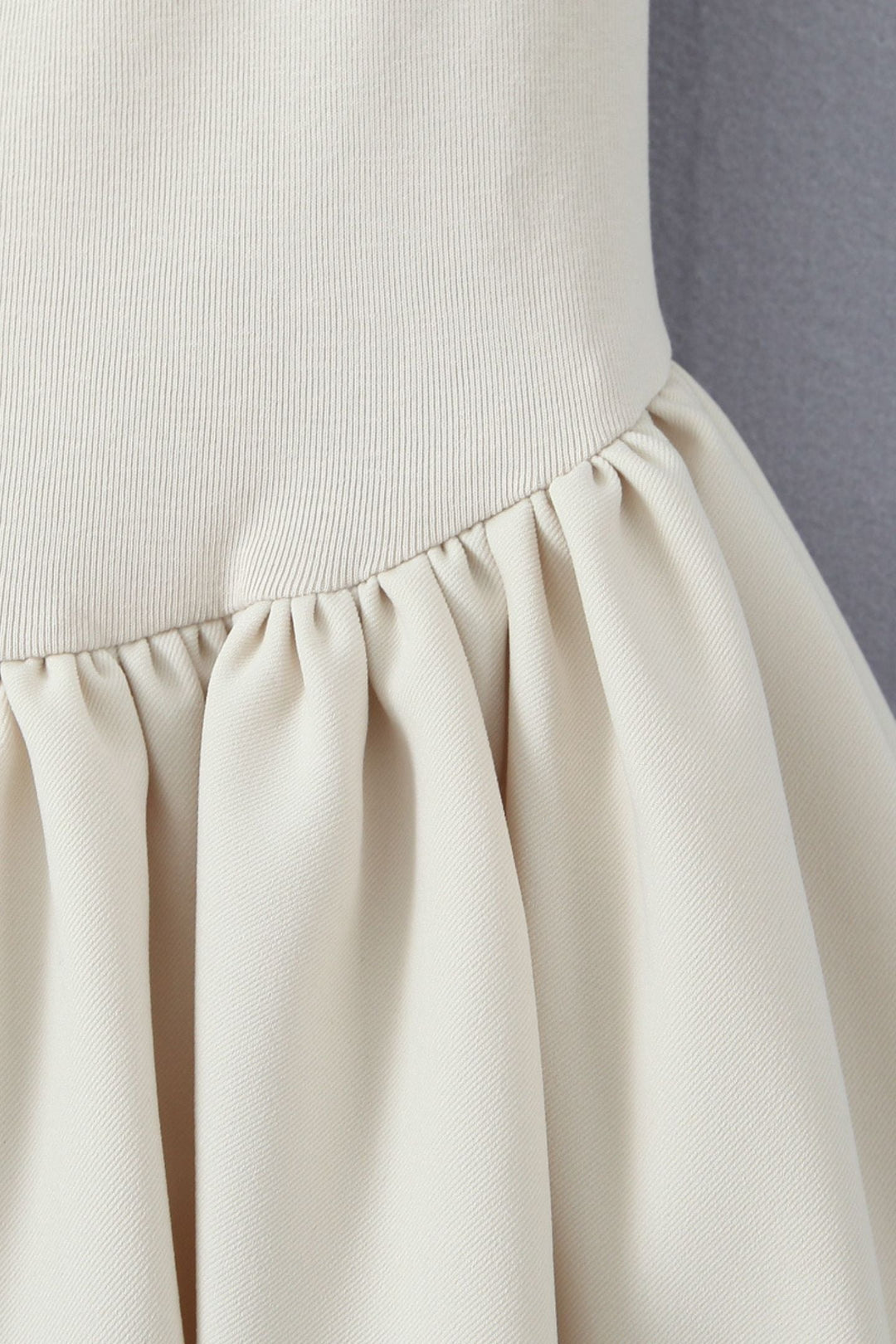 Kare Yaka Pileli Mini Triko Elbise