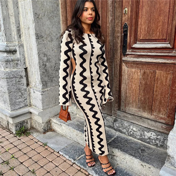 Desenli Uzun Kollu Bel Detaylı Maxi Elbise