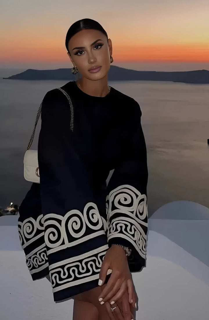 Khloe Uzun Kollu Sırt Detaylı Etnik Desenli Mini Elbise