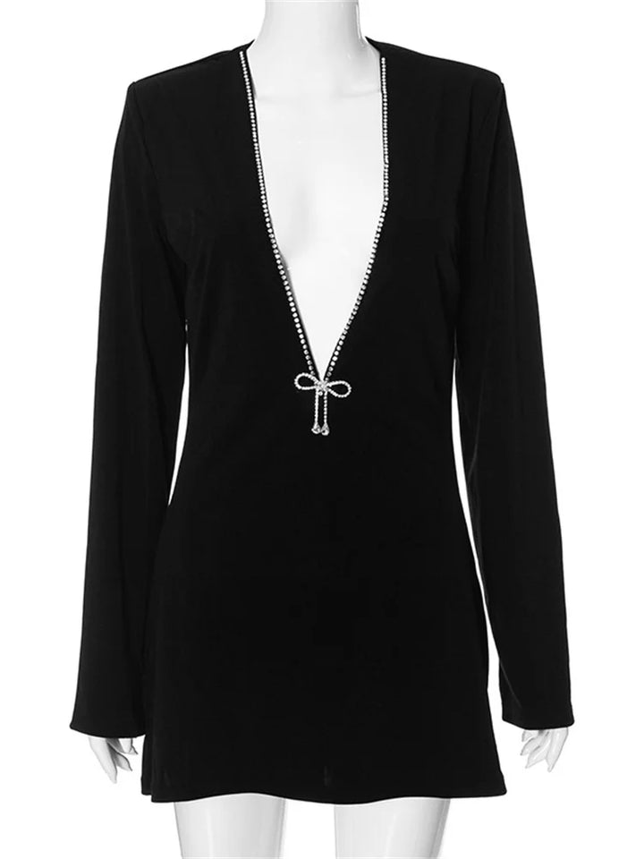 Derin V Yaka Taş Detay Mini Elbise