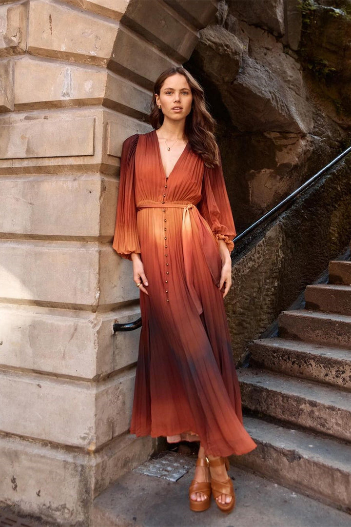 Elvira V Yaka Pileli Uzun Elbise