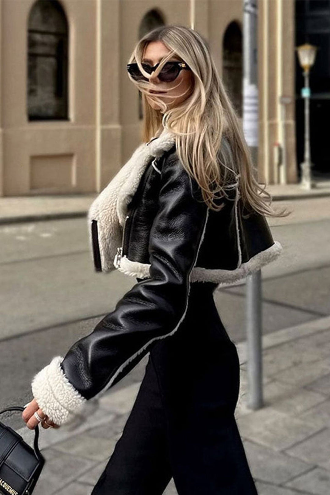 Yaka Kısa Kesim Deri Ceket